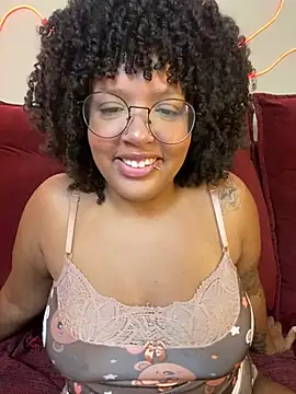 Snapshot of 99_Lilith chatting on 02/05/26, 12:17 99 Lilith online show from 02/05/26, 12:17