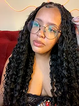 Snapshot of 99_Lilith chatting on 10/08/25, 12:23 99 Lilith online show from 10/08/25, 12:23