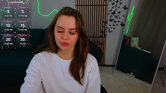 Aisha Riley online show from 12/01/25, 04:08