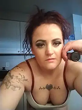 TiahhMarie online show from 01/13/26, 06:45