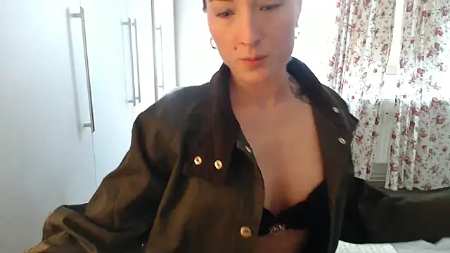 Davinja online show from 03/03/26, 10:11