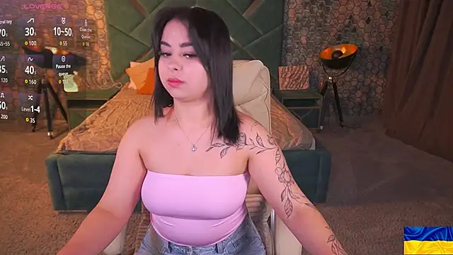 SusieWood online show from 03/12/26, 09:08