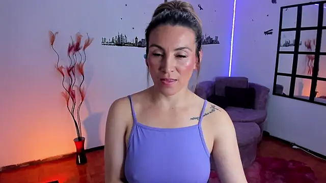 Elizabeth taylor b online show from 02/02/26, 11:37