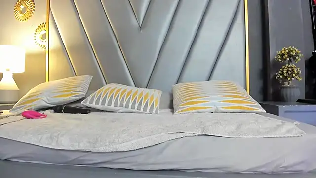 BrendaAdams  online show from 07/23/26, 10:23