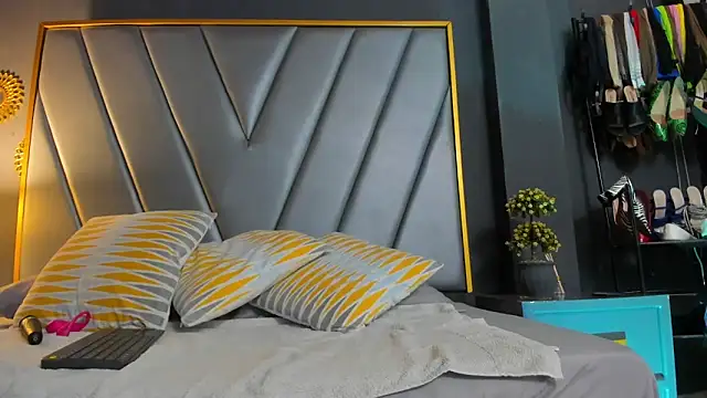 BrendaAdams  online show from 02/03/26, 10:31