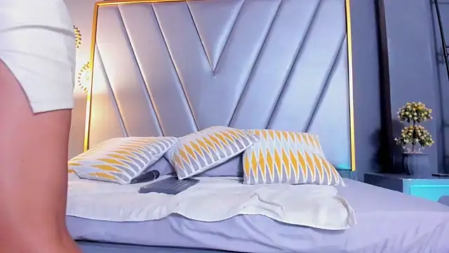 BrendaAdams  online show from 02/23/26, 11:11