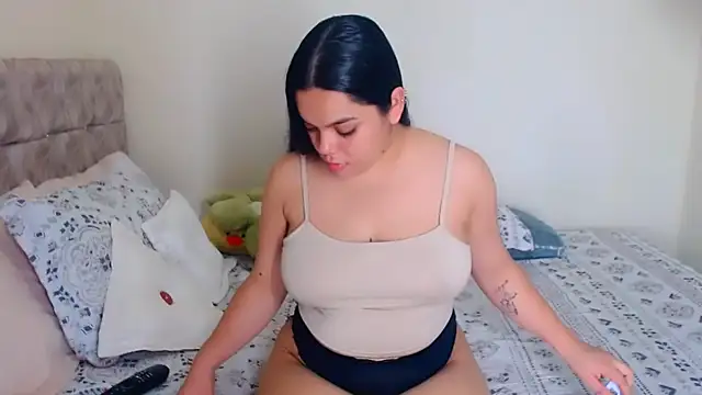 Sara-04 online show from 10/07/25, 11:28