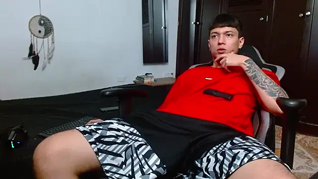 aaron blug online show from 02/12/25, 01:30