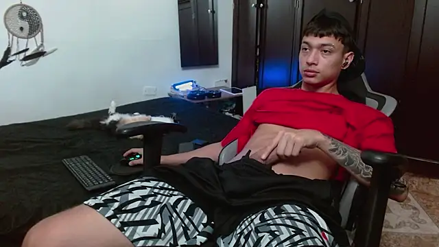 aaron blug online show from 10/19/25, 09:28