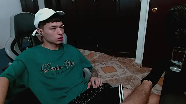 aaron blug online show from 01/10/26, 04:57