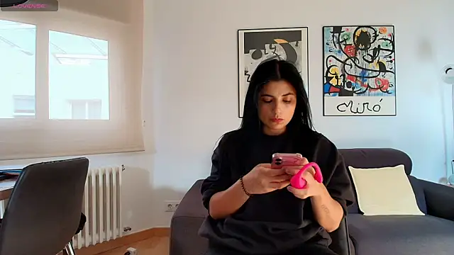 Arya 33 online show from 10/27/25, 10:27