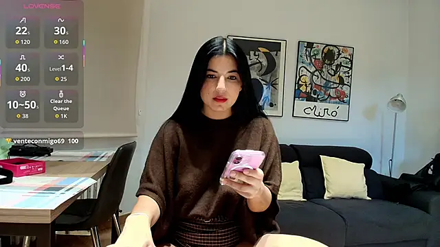 Arya 33 online show from 12/22/25, 08:36