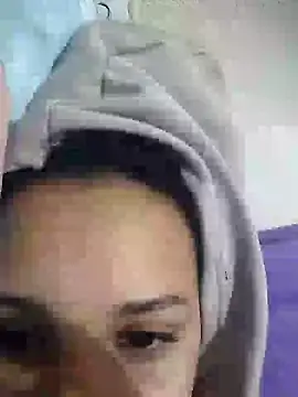  Miaaleon online show from 11/01/25, 09:25