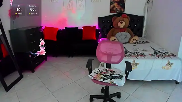 Melanny lopez18 online show from 05/17/26, 02:44