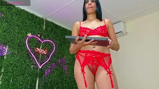 Snapshot of emy_0 chatting on 07/17/26, 02:25 emy 0 online show from 07/17/26, 02:25