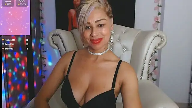 Snapshot of Isabelhot1 chatting on 04/15/26, 07:58 Isabelhot1 online show from 04/15/26, 07:58