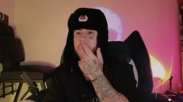 Ash gusbig online show from 11/15/25, 03:54