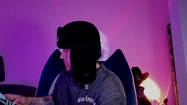 Ash gusbig online show from 11/11/25, 01:22