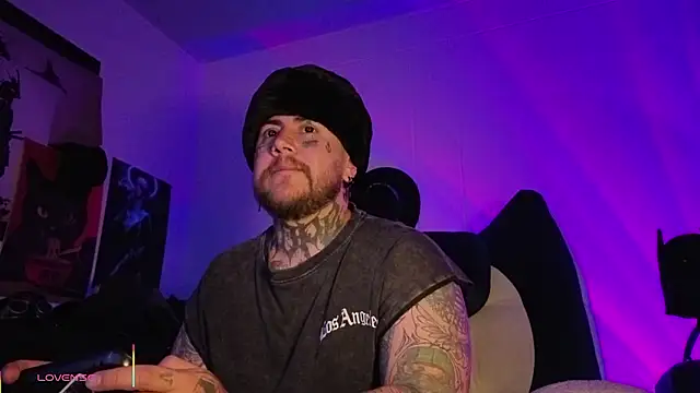 Ash gusbig online show from 02/08/26, 03:04