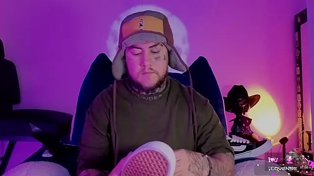 Ash gusbig online show from 11/10/25, 12:59