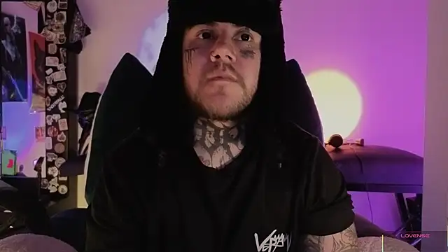 Ash gusbig online show from 11/29/25, 04:34