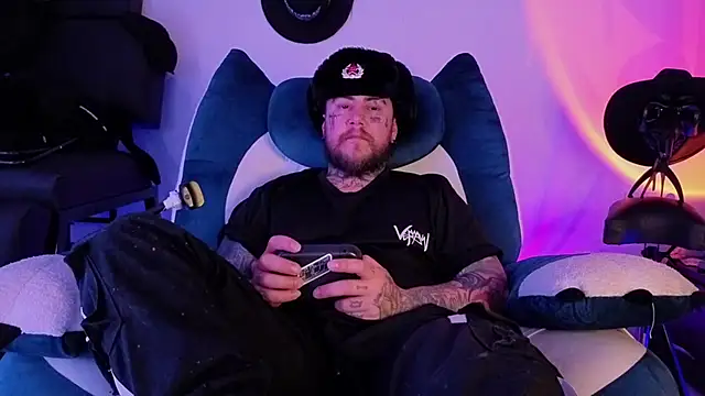 Ash gusbig online show from 03/07/26, 03:02