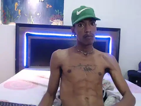 Snapshot of AlbertBigCock chatting on 01/09/26, 04:41 AlbertBigCock online show from 01/09/26, 04:41