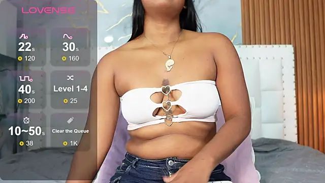 Snapshot of indianschoolgirl chatting on 07/14/26, 07:53 indianschoolgirl online show from 07/14/26, 07:53