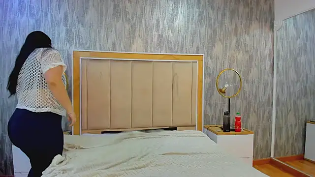 AshleeyPrincess online show from 12/19/25, 01:57