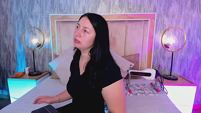 AshleeyPrincess online show from 11/28/25, 12:05