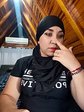 AmbarBurhan online show from 02/06/26, 04:25