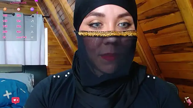 AmbarBurhan online show from 10/28/25, 03:55