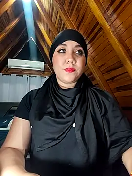 AmbarBurhan online show from 12/15/25, 06:14