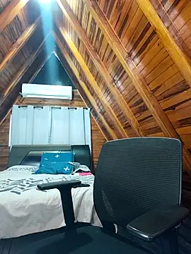 AmbarBurhan online show from 11/28/25, 04:18