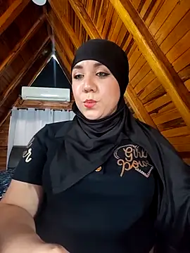 AmbarBurhan online show from 04/13/26, 06:12