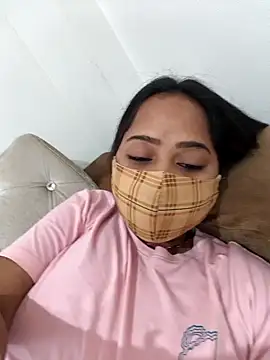 Snapshot of Samarya-78 chatting on 10/26/25, 08:04 Samarya-78 online show from 10/26/25, 08:04