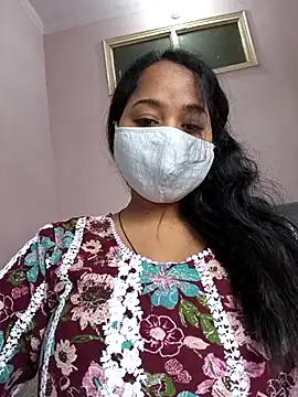 Snapshot of Samarya-78 chatting on 10/06/25, 08:37 Samarya-78 online show from 10/06/25, 08:37