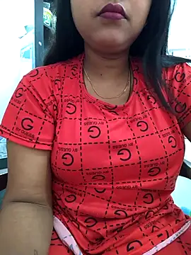 Snapshot of Samarya-78 chatting on 10/25/25, 04:33 Samarya-78 online show from 10/25/25, 04:33