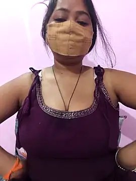 Snapshot of Samarya-78 chatting on 03/08/26, 05:22 Samarya-78 online show from 03/08/26, 05:22