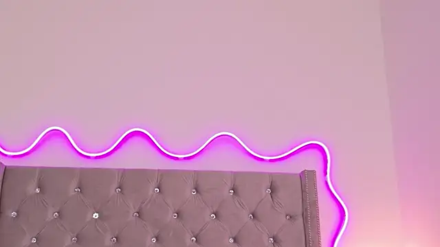 JuliaSUMMERS2022 online show from 03/08/26, 02:04