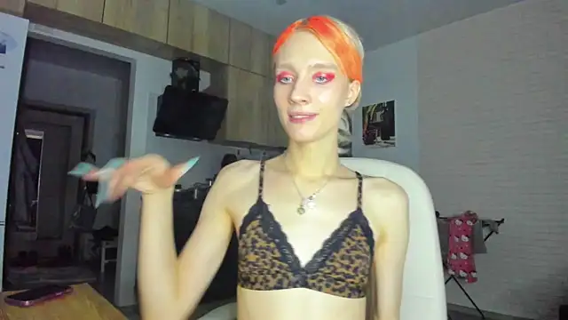  Alice Kitty online show from 12/22/25, 09:20