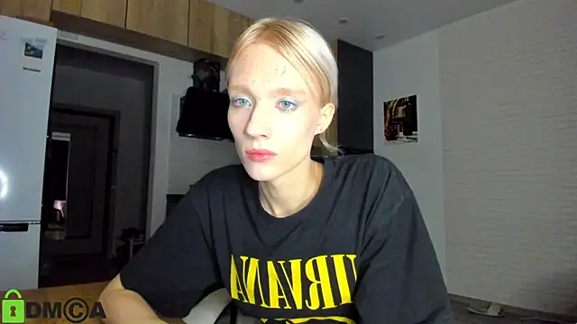  Alice Kitty online show from 11/13/25, 11:14