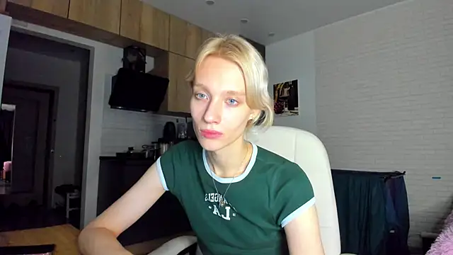  Alice Kitty online show from 12/03/25, 09:09