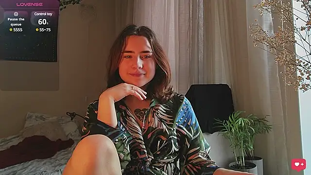 Snapshot of Aurora_workerr chatting on 03/04/25, 01:34 Aurora workerr online show from 03/04/25, 01:34