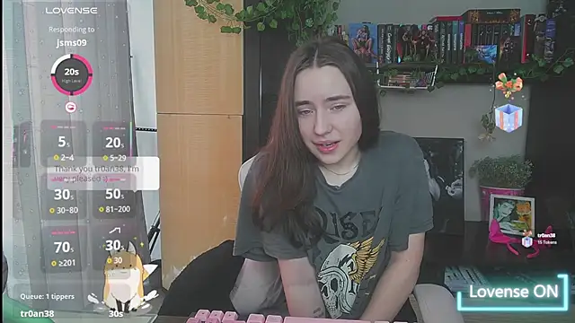 Aurora workerr online show from 03/11/26, 03:44