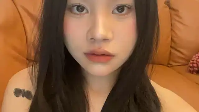 Hot Mm online show from 12/04/24, 11:13