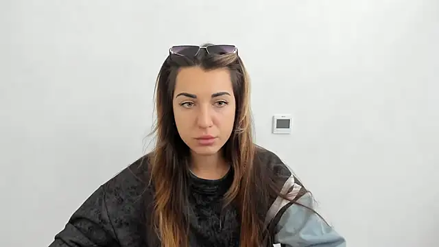 Summmmersky online show from 11/12/25, 09:24