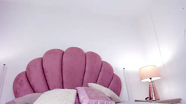 Paytonferrara online show from 02/18/26, 01:47