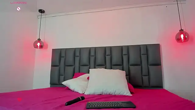 Snapshot of Abbyadams chatting on 11/10/25, 03:11 Abbyadams online show from 11/10/25, 03:11