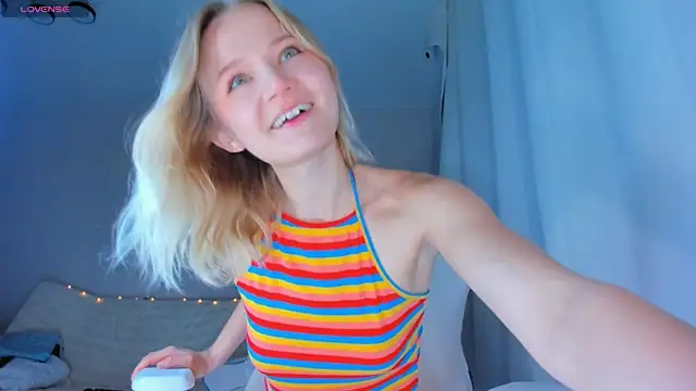 JennyWoody online show from 11/23/25, 02:32